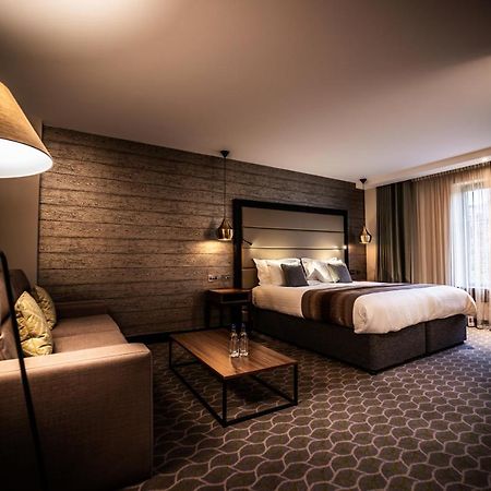 The Warwickshire Hotel And Country Club Leek Wootton Dış mekan fotoğraf