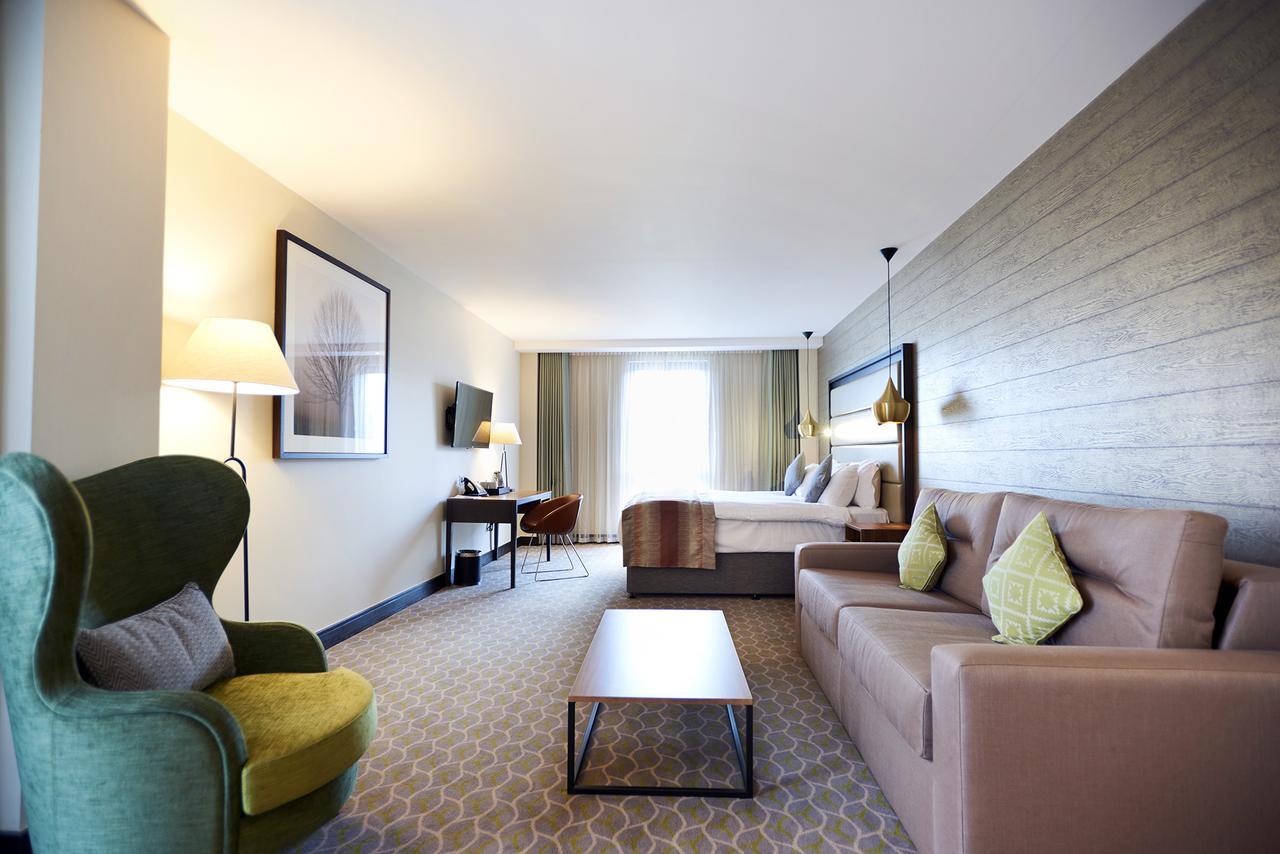The Warwickshire Hotel And Country Club Leek Wootton Dış mekan fotoğraf