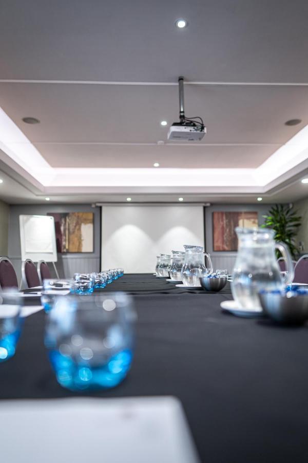 The Warwickshire Hotel And Country Club Leek Wootton Dış mekan fotoğraf